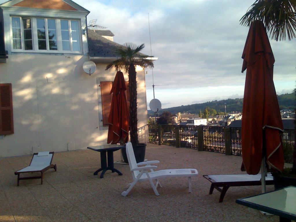 Appart'Hotel Bellevue Thermes De La Reine Bagnères-de-Bigorre Eksteriør billede