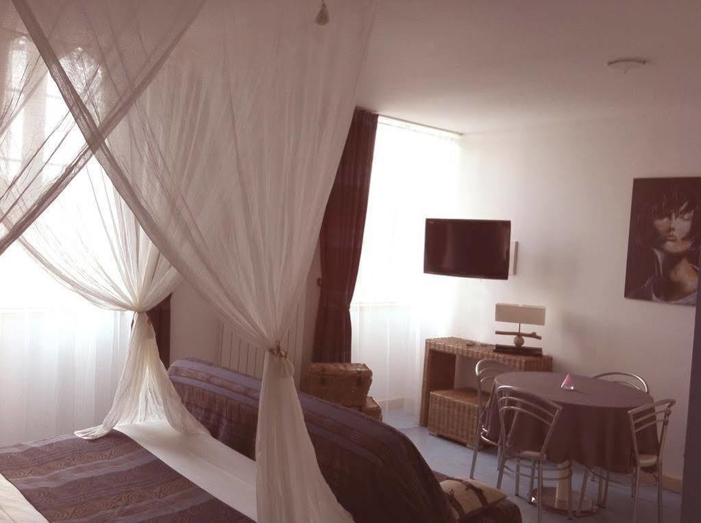 Appart'Hotel Bellevue Thermes De La Reine Bagnères-de-Bigorre Eksteriør billede